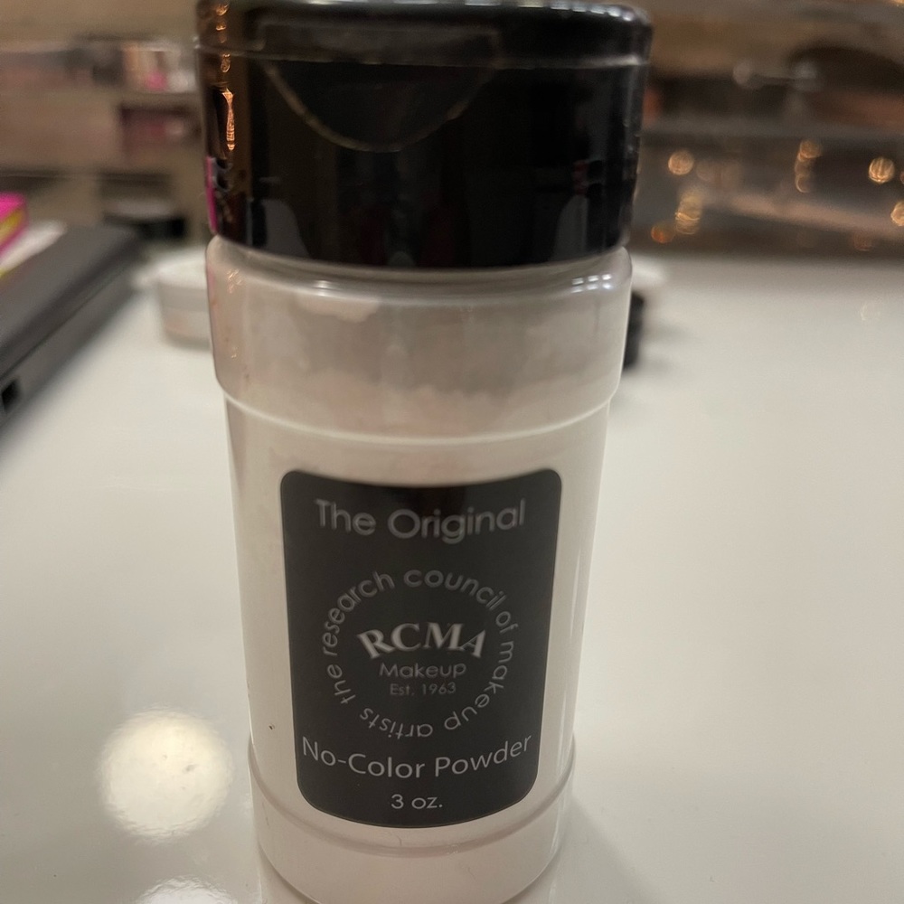 The original RCMA No color powder